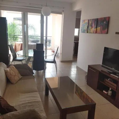 Flat 105 Apartment *
